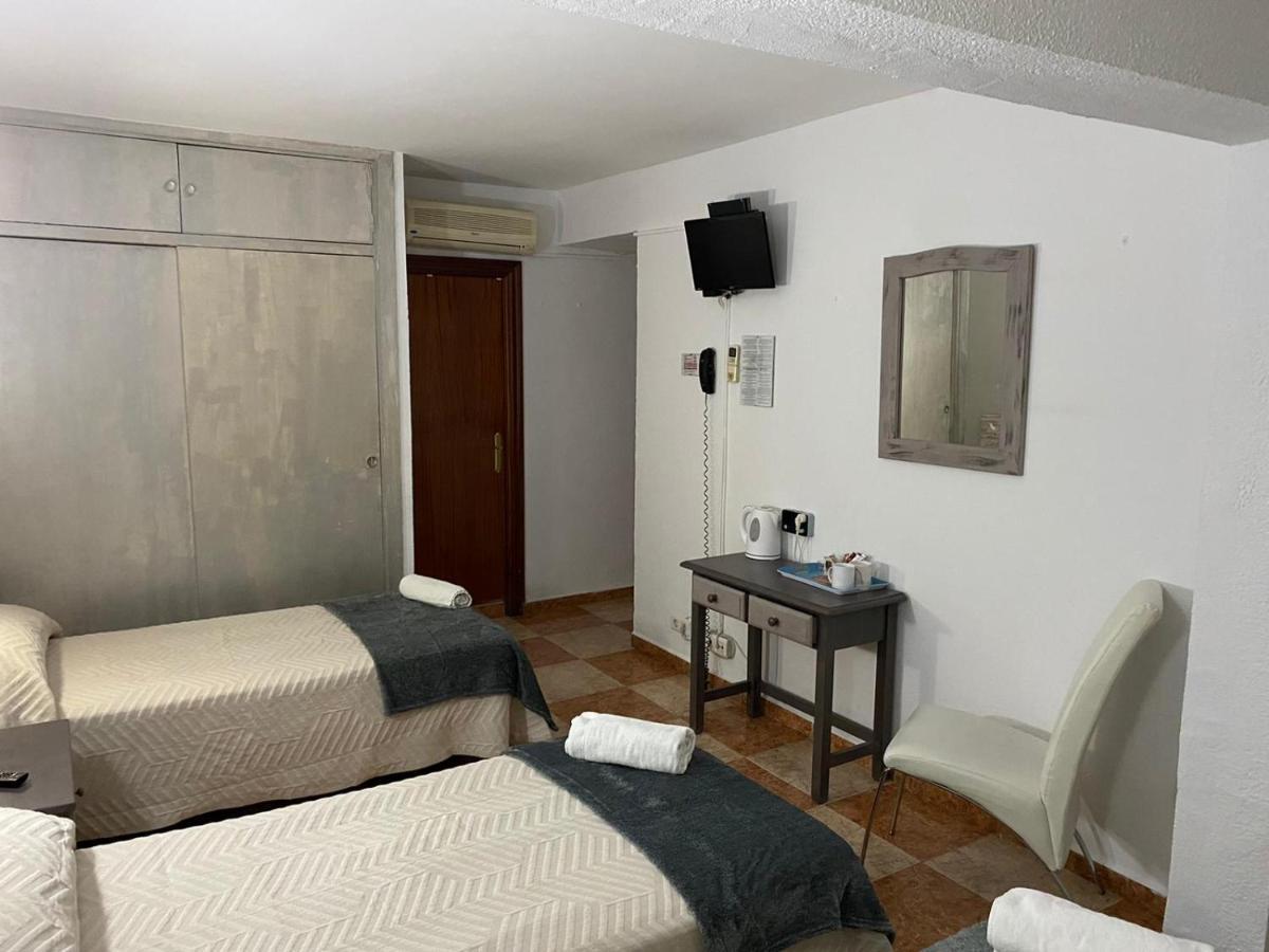 Virgen Del Rocio II Hotel Torremolinos Ngoại thất bức ảnh